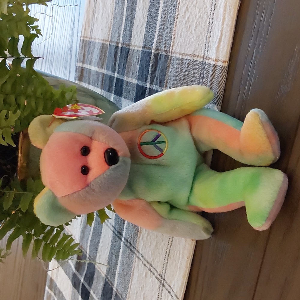 Ty Beanie Baby - Peace the Multi-colored Bear